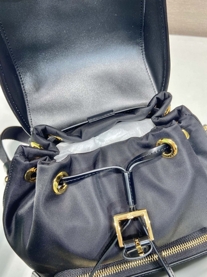 Pra*a backpacks